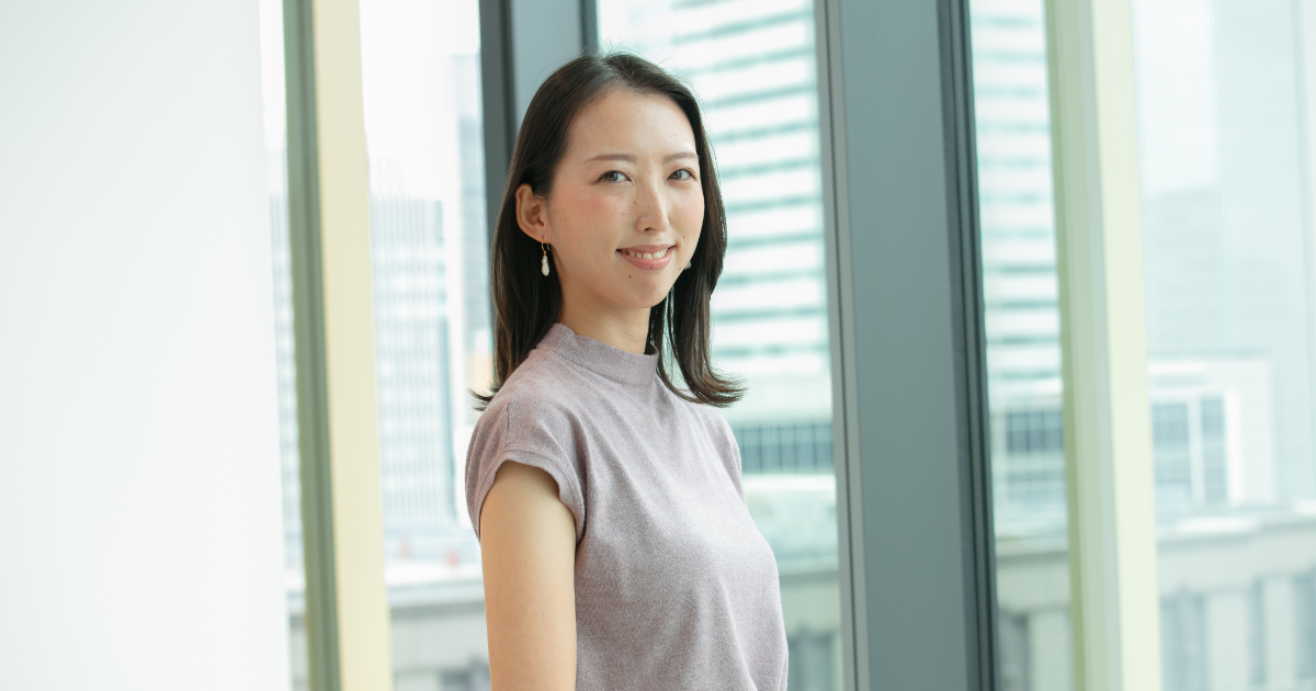 入社半年で達成率No.1に！若手セールス、爆速成長の裏側｜kaonavi vivivi